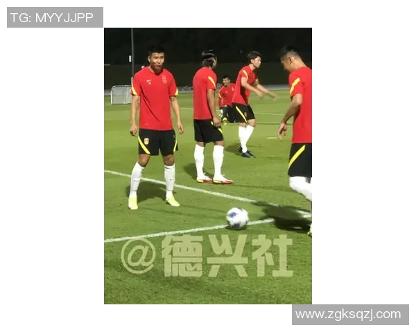 拥有私人足球场的球星们:他们不仅是运动员更是场地的主人 拥有私人足球场的球星们:他们不仅是运动员更是场地的主人